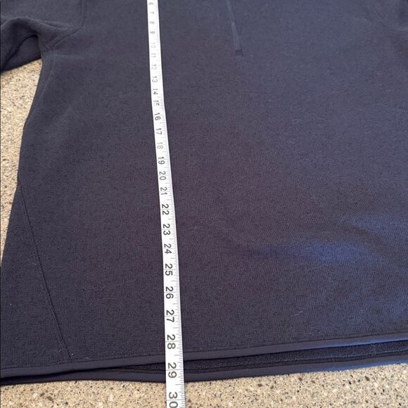 ARC'TERYX  Covert 1/2 Zip Dark Blue Sweatshirt - Picture 7 of 10